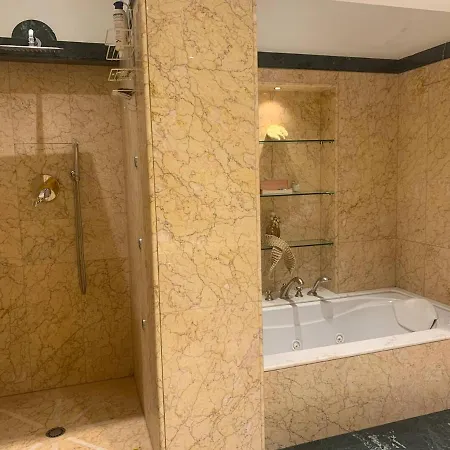 Storico Via Petroni Bed & Breakfast Bologna