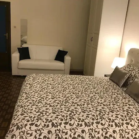 Storico Via Petroni Bed & Breakfast